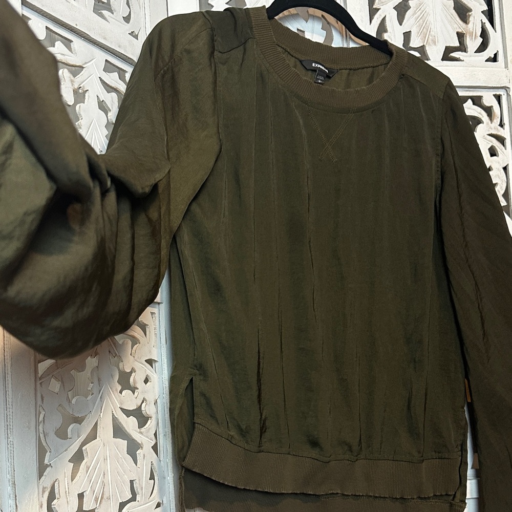 Express Olive Green Pullover Blouse • S